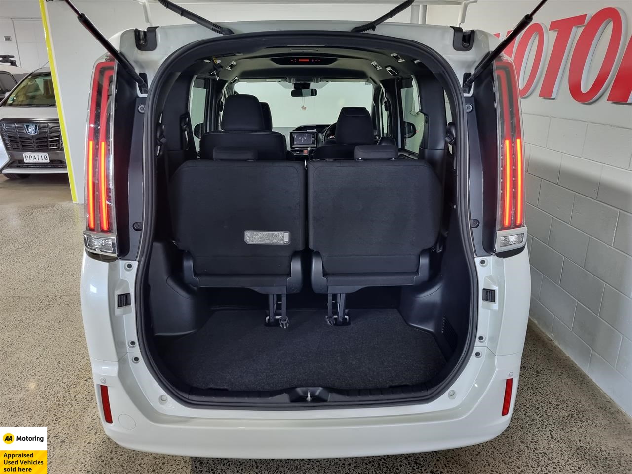 2018 Toyota Esquire