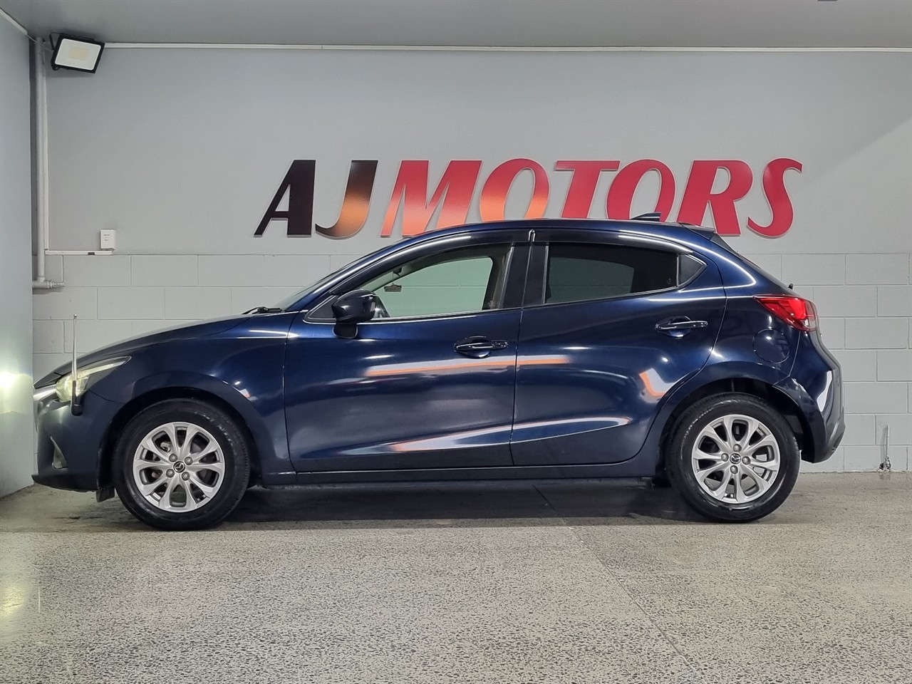 2016 Mazda Demio