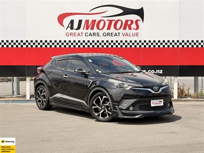 2017 Toyota C-HR - Thumbnail