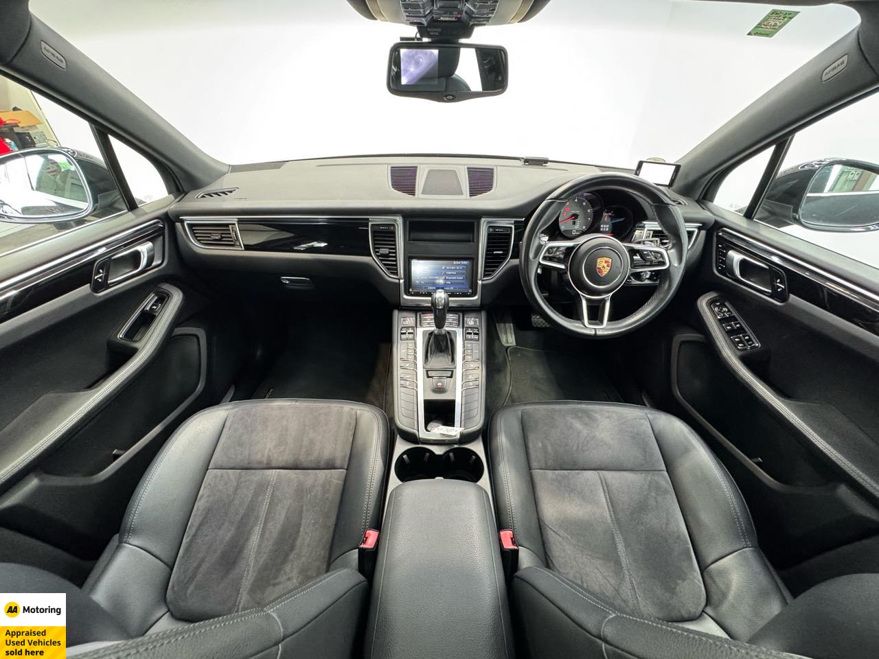 2015 Porsche Macan