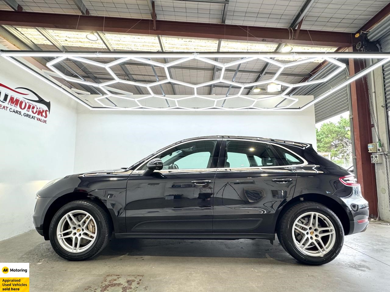 2015 Porsche Macan