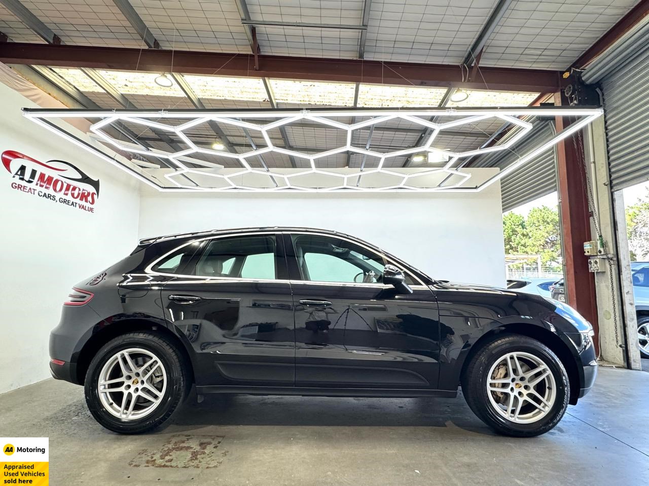2015 Porsche Macan