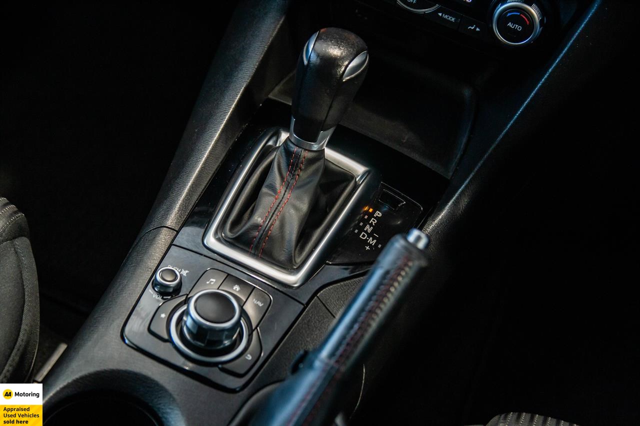 2014 Mazda Axela