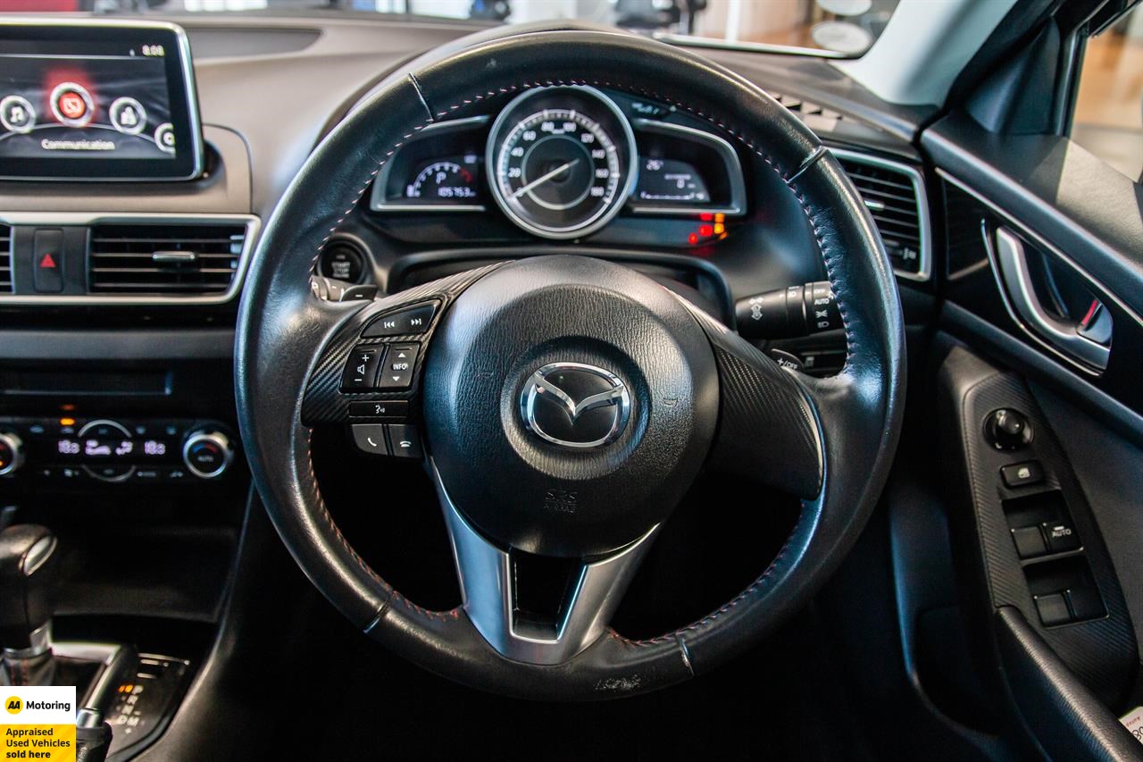 2014 Mazda Axela