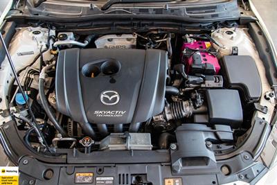 2014 Mazda Axela - Thumbnail