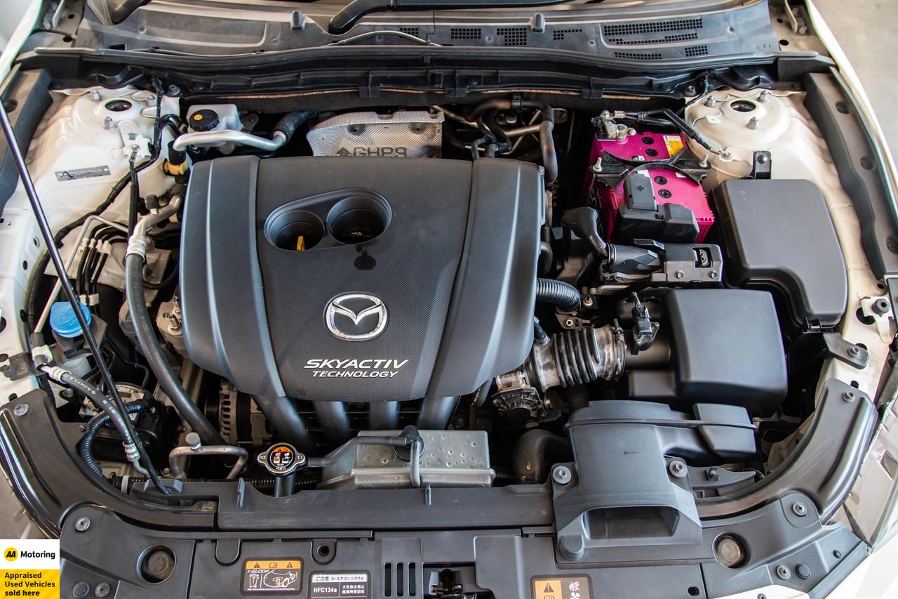 2014 Mazda Axela