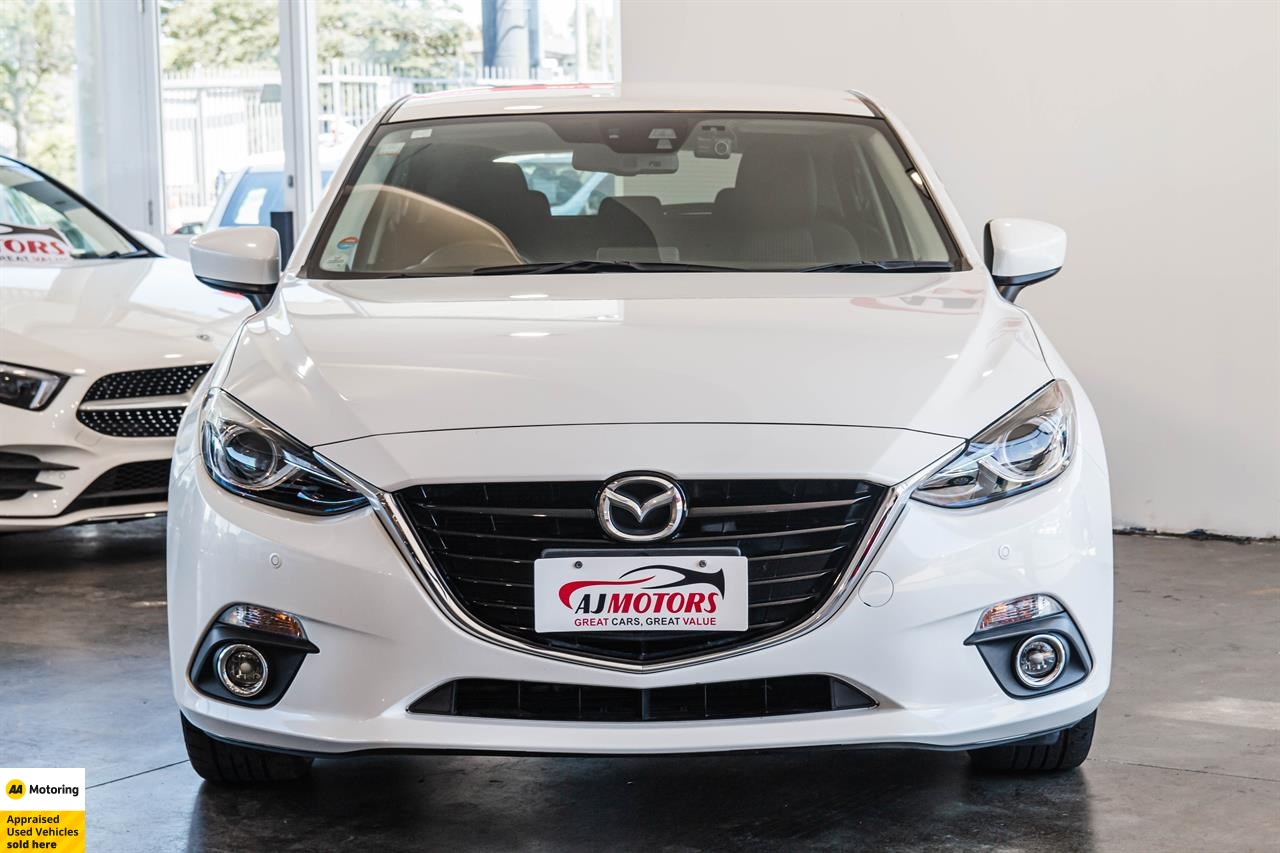 2014 Mazda Axela