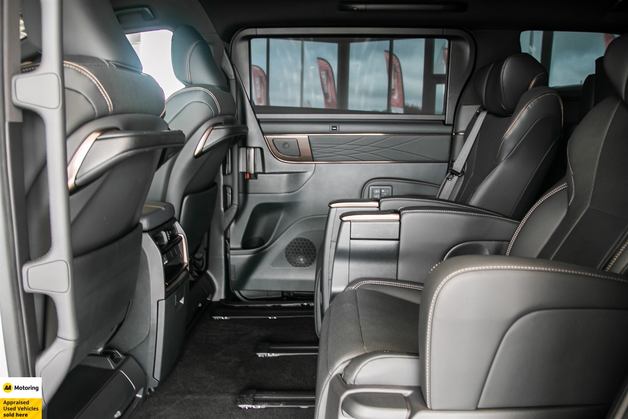 2024 Toyota Alphard
