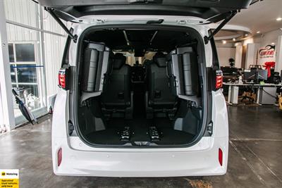2024 Toyota Alphard - Thumbnail