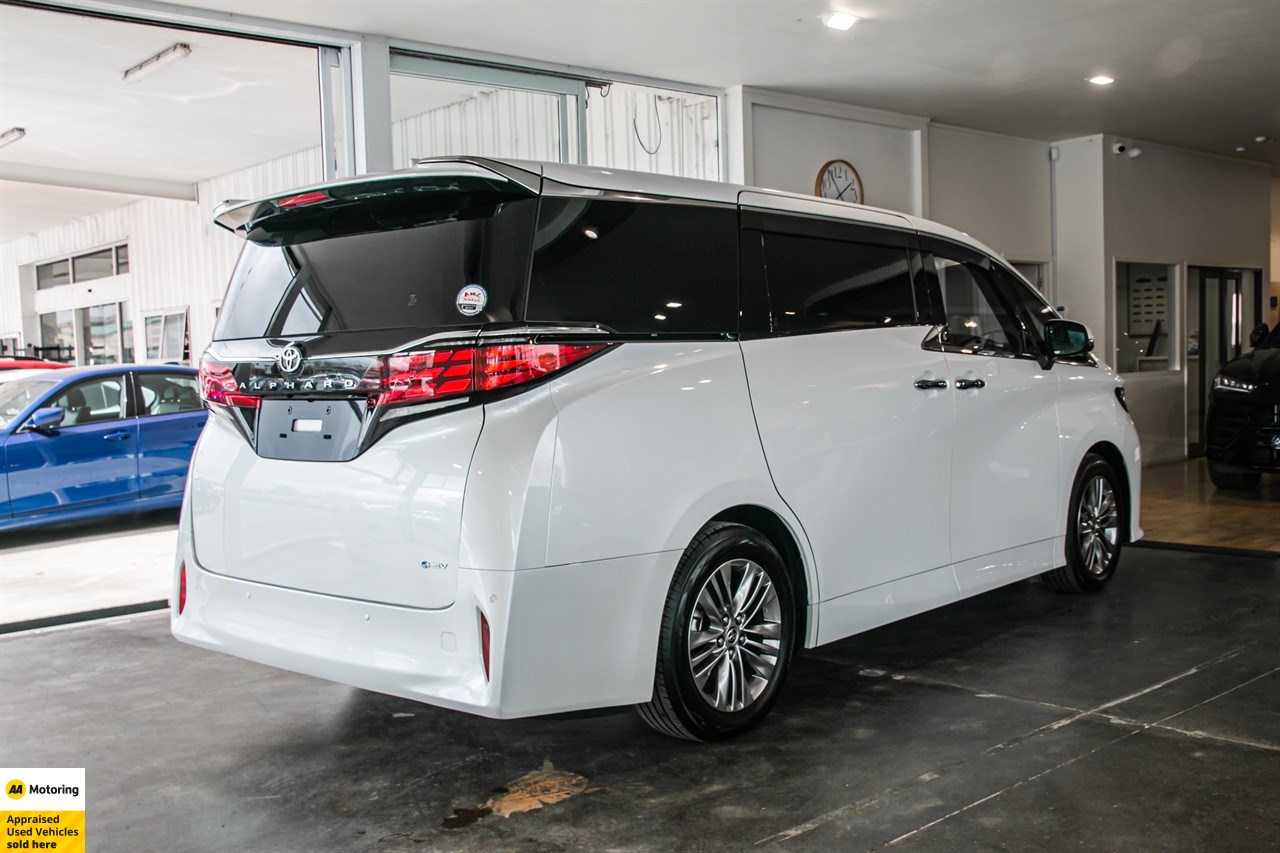 2024 Toyota Alphard