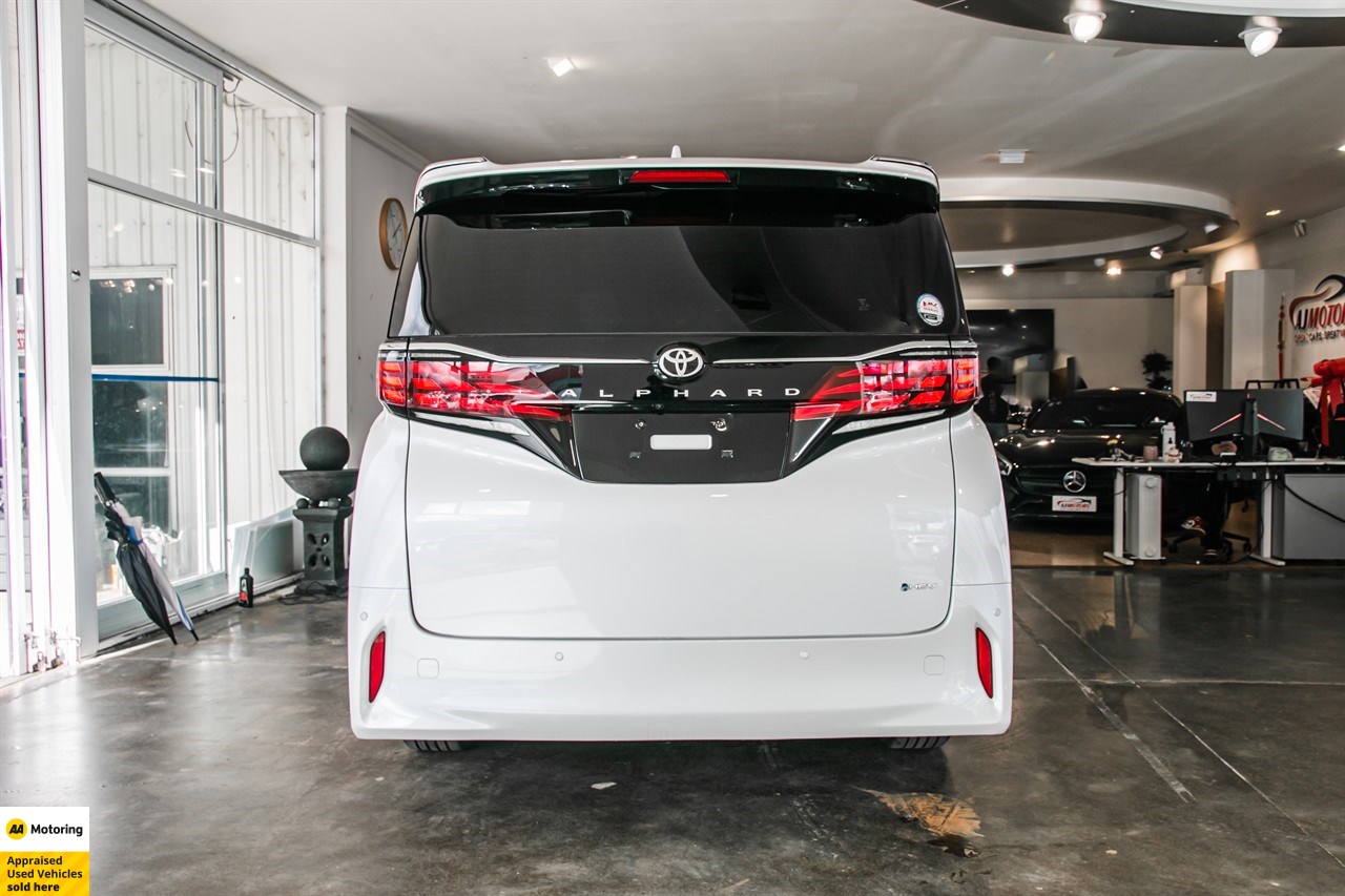 2024 Toyota Alphard