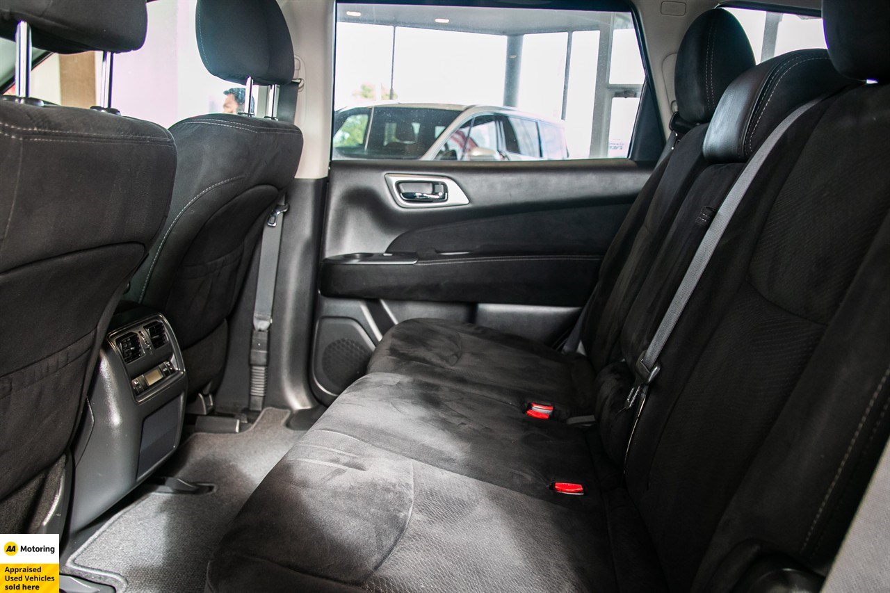 2017 Nissan Pathfinder