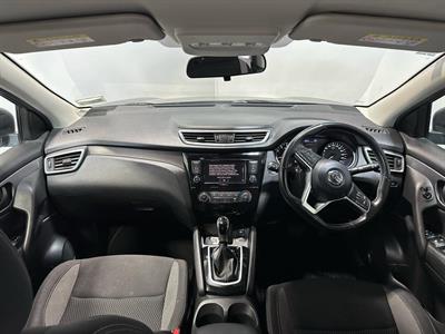 2021 Nissan Qashqai - Thumbnail