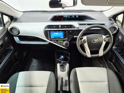2014 Toyota Aqua - Thumbnail