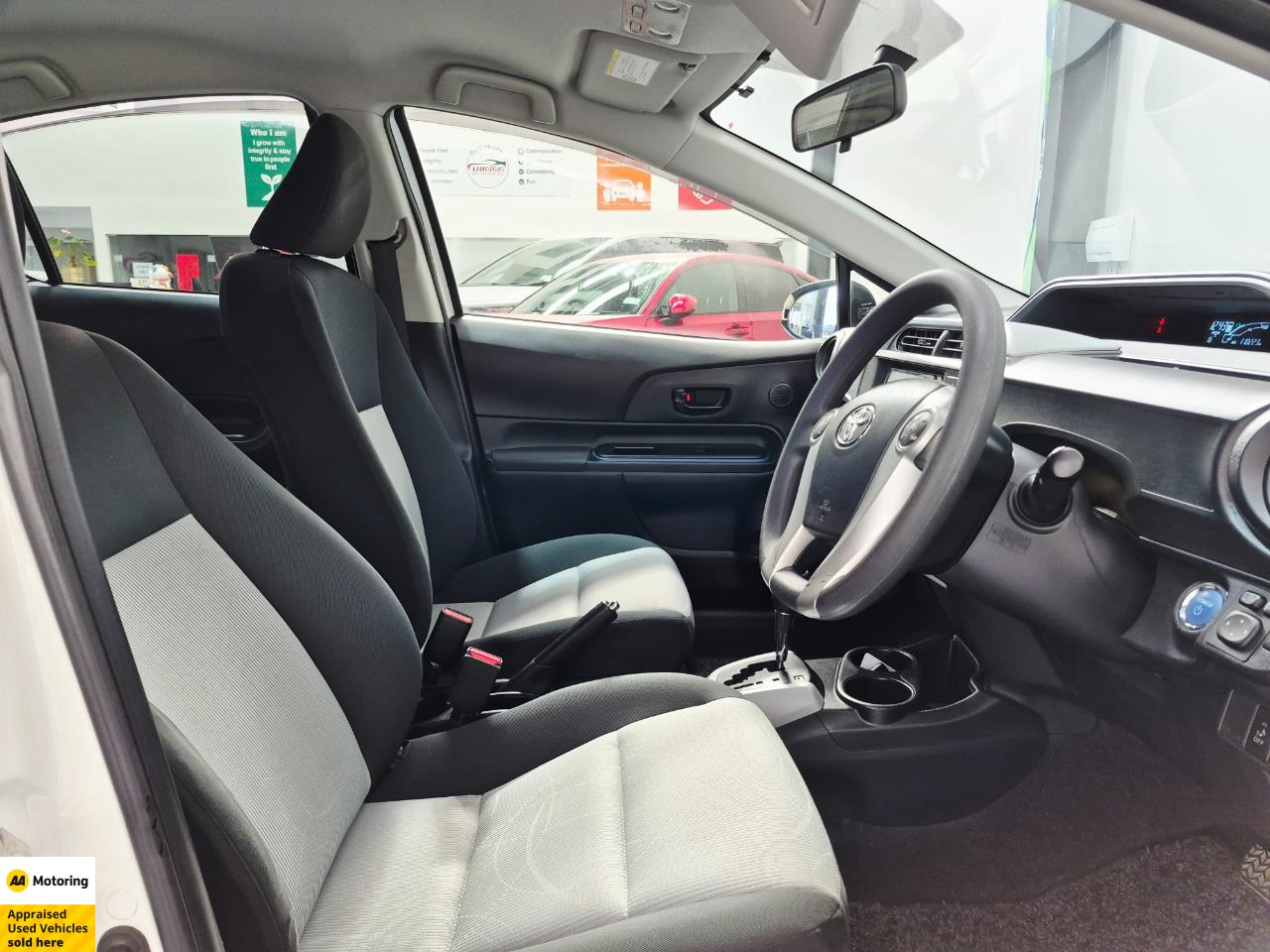 2014 Toyota Aqua