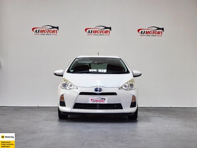2014 Toyota Aqua - Thumbnail