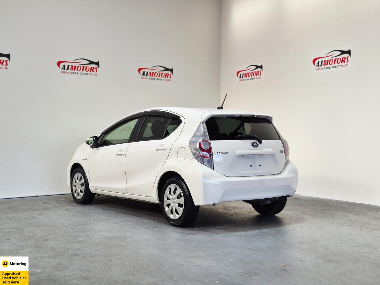 2014 Toyota Aqua
