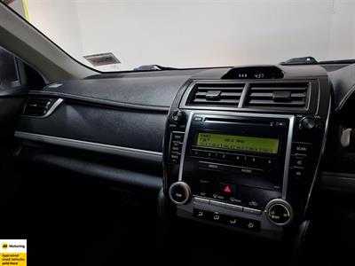 2013 Toyota Camry - Thumbnail
