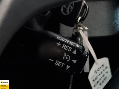 2013 Toyota Camry - Thumbnail