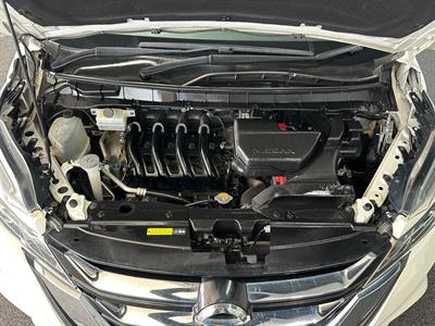 2017 Nissan Serena - Thumbnail