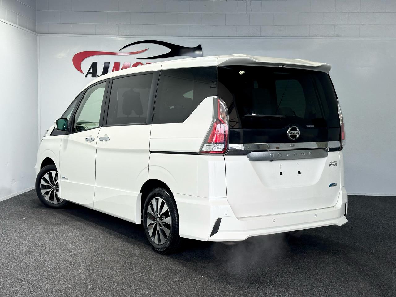 2017 Nissan Serena