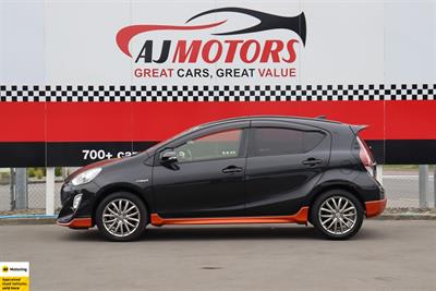 2015 Toyota Aqua - Thumbnail