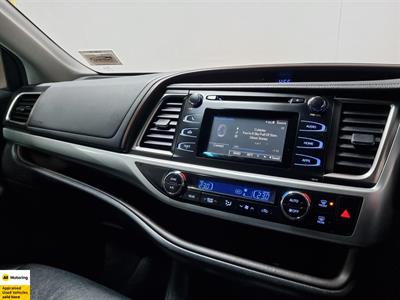 2016 Toyota Highlander - Thumbnail