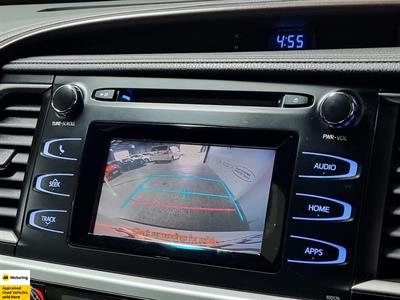 2016 Toyota Highlander - Thumbnail