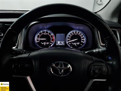2016 Toyota Highlander - Thumbnail