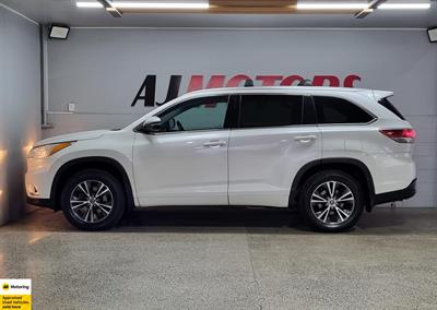 2016 Toyota Highlander - Thumbnail