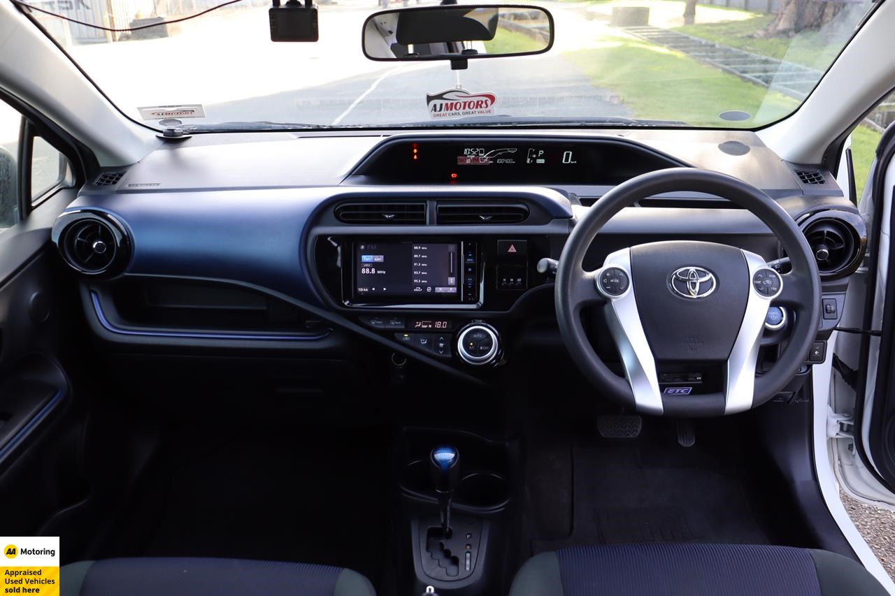 2015 Toyota Aqua