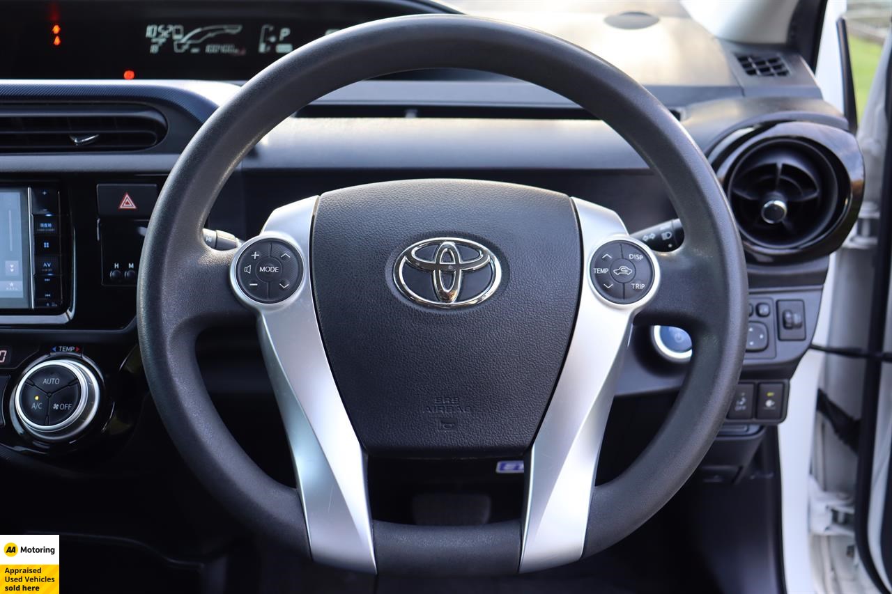 2015 Toyota Aqua