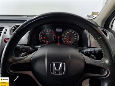 2007 Honda Stream - Thumbnail