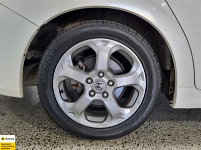 2007 Honda Stream - Thumbnail