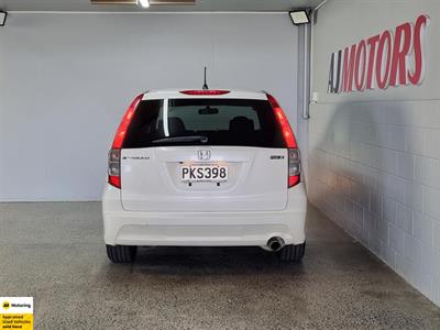 2007 Honda Stream - Thumbnail