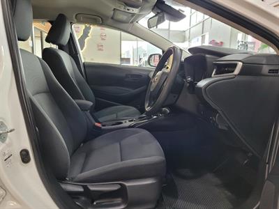 2020 Toyota Corolla - Thumbnail