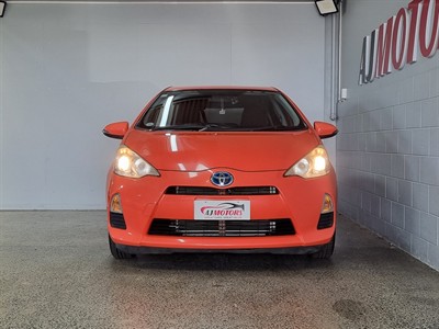 2012 Toyota Aqua - Thumbnail