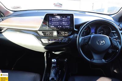 2018 Toyota C-HR - Thumbnail