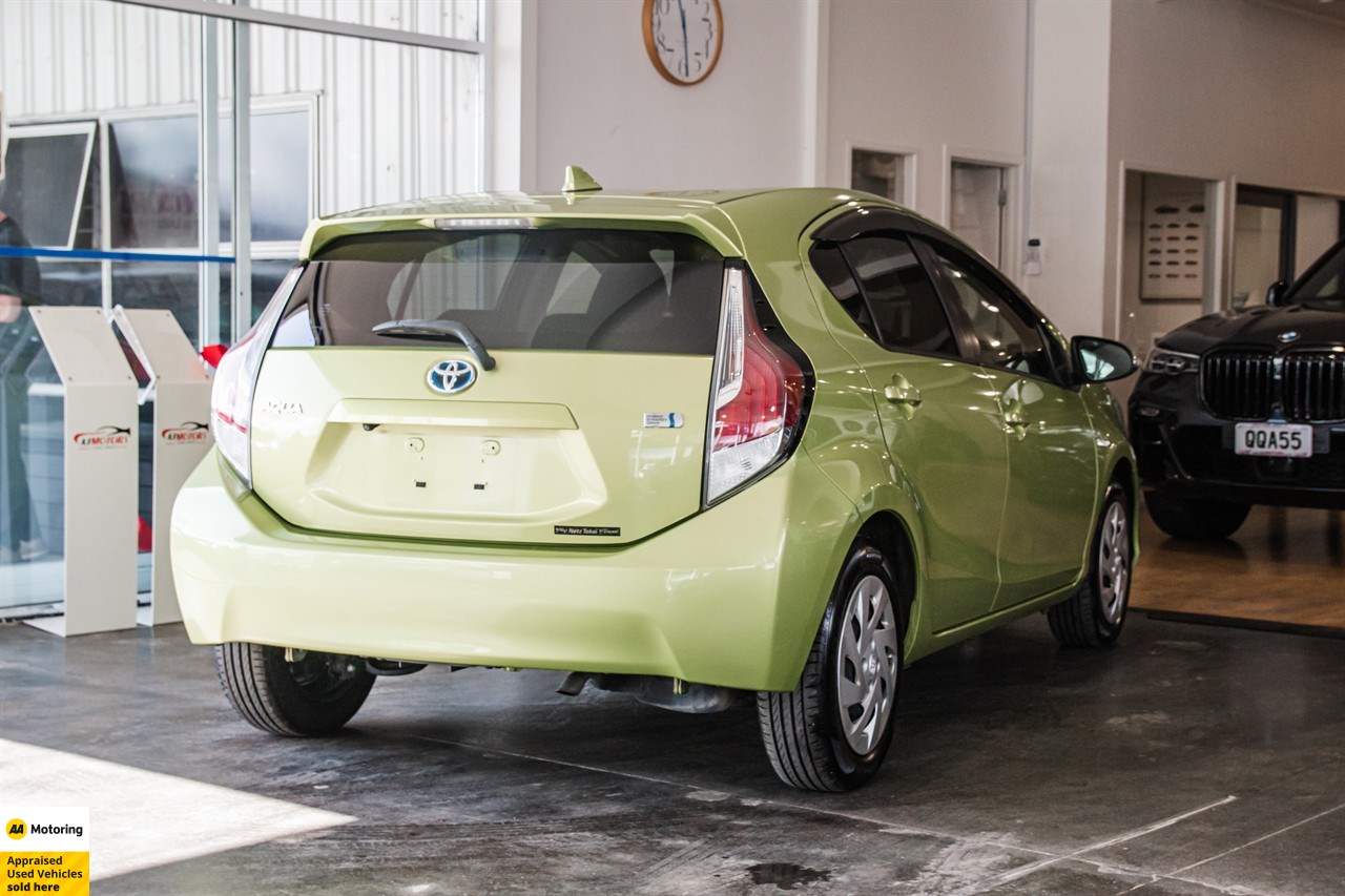 2016 Toyota Aqua
