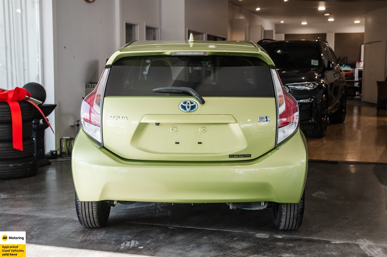 2016 Toyota Aqua