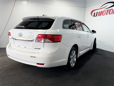 2015 Toyota Avensis - Thumbnail