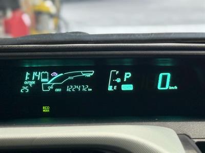 2012 Toyota Aqua - Thumbnail