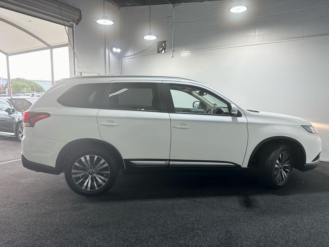 2020 Mitsubishi Outlander