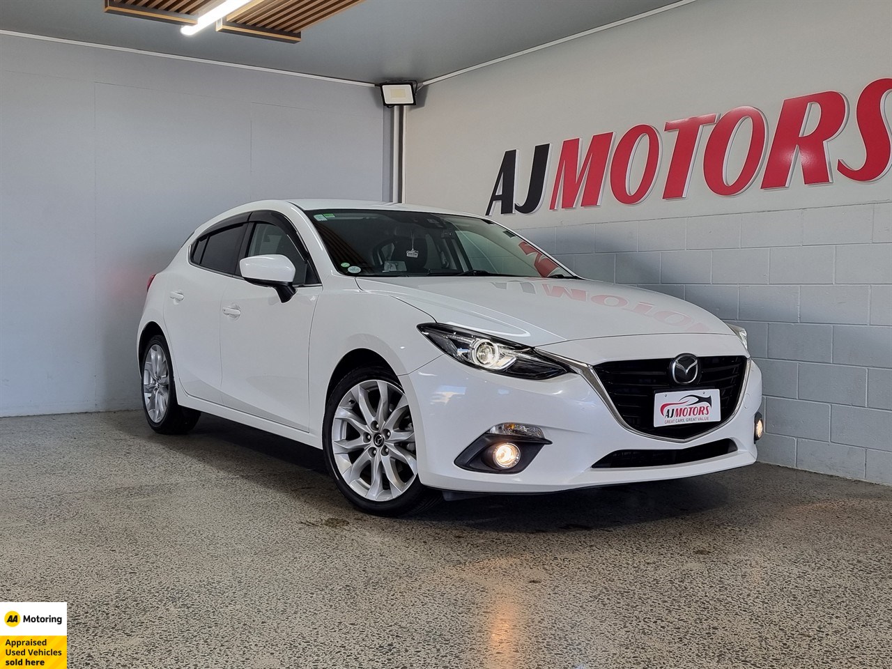2014 Mazda Axela