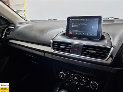 2014 Mazda Axela - Thumbnail