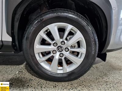 2020 Toyota YARIS CROSS - Thumbnail