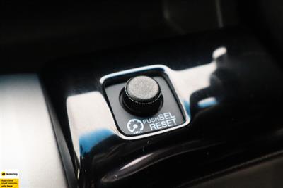 2012 Honda Step Wagon - Thumbnail