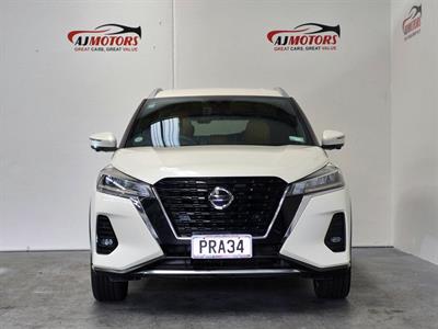 2021 Nissan Kicks - Thumbnail