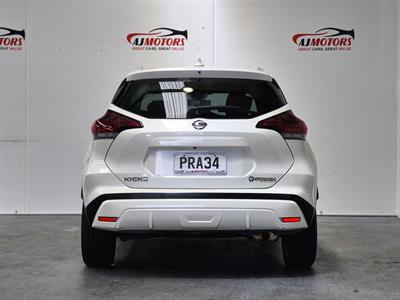 2021 Nissan Kicks - Thumbnail