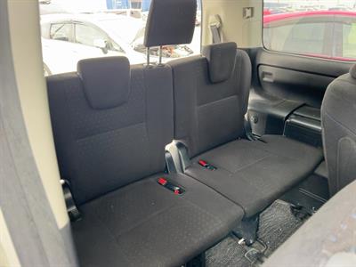 2014 Toyota Noah - Thumbnail